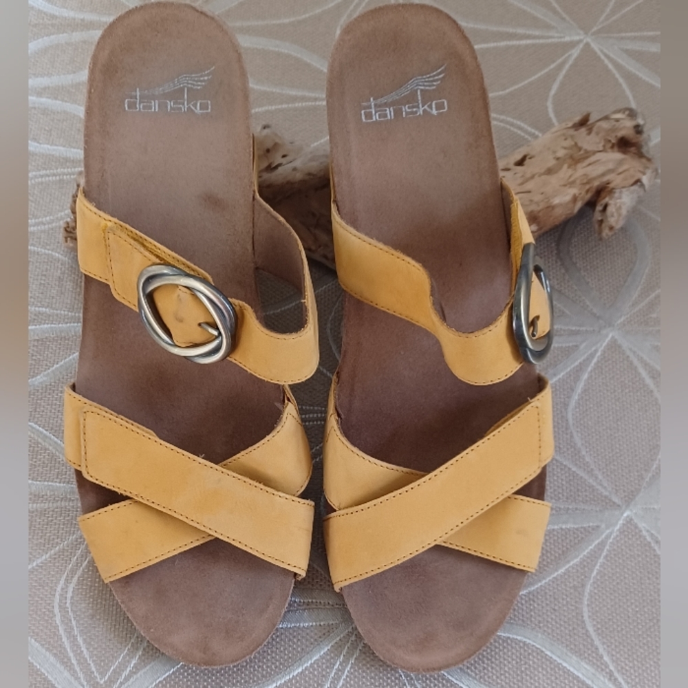 Dansko Wedges - Picture 2 of 10